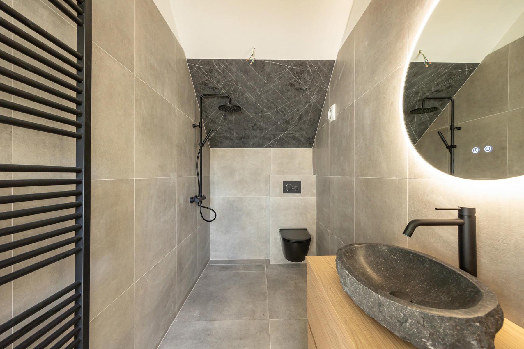 Vernieuwbouw duplex appartement van 165 m² voor het centrum  - foto 4