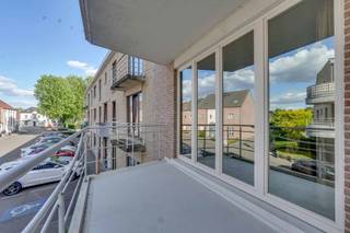 In het centrum van Paal op zoek naar comfortabel en energiezuinig wonen? Dit instapklare appartement met ondergrondse garage en een gunstige...