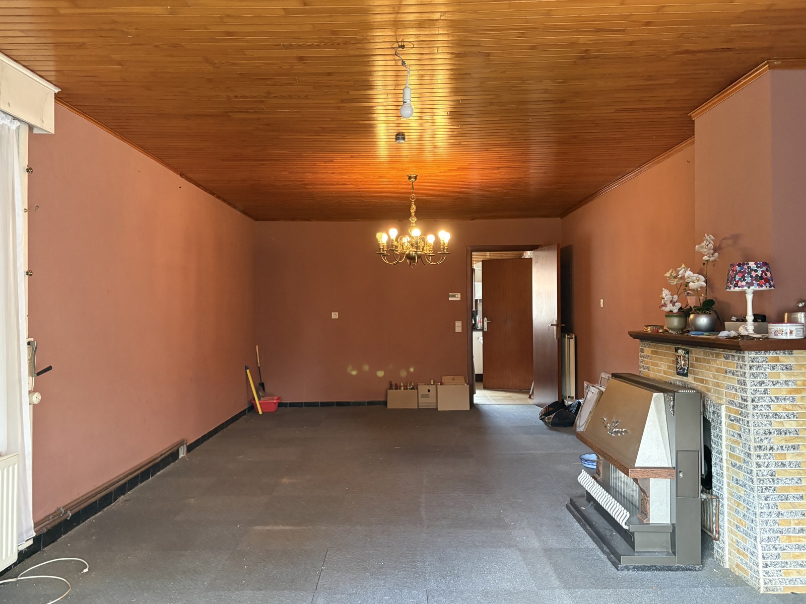 Alleenstaande, gelijkvloerse woning op 800m² vlakbij centrum - foto 4
