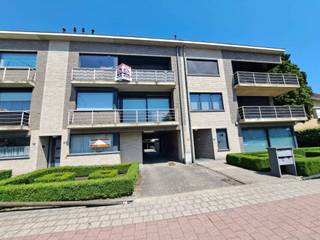 Apartment for sale in Malle