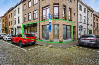 Commercial for sale in Halle