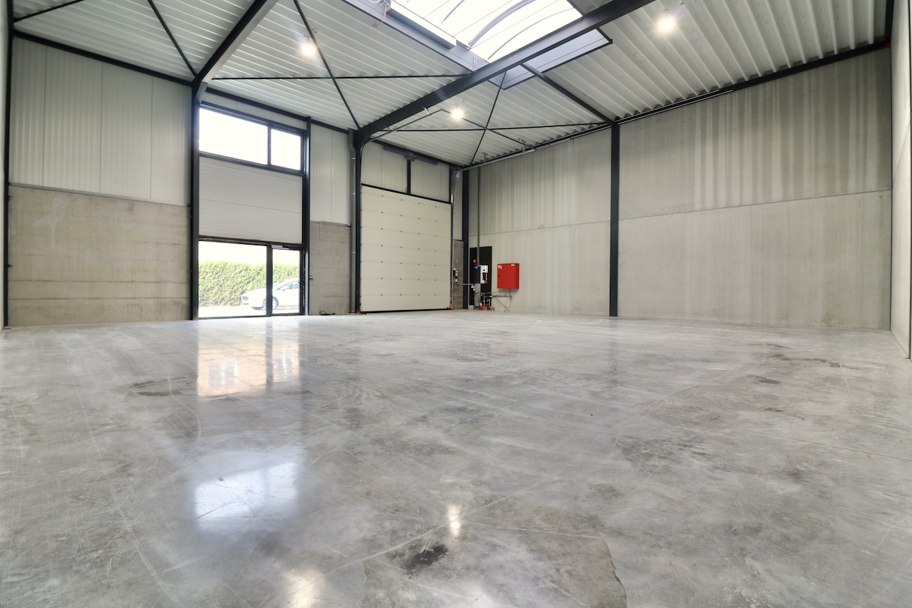 Nieuwbouw bedrijfsgebouw van 193 m2 met 1 privatieve parkeerplaats voor 990 EUR/mnd excl BTW - foto 3