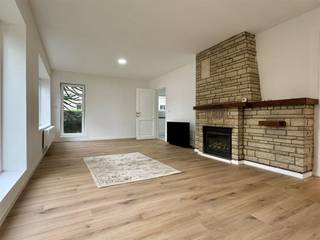 INSTAPKLARE WONING MET 4 SLAAPKAMERS TE HUUR IN PIUS X (IDEAAL VOOR CO-HOUSING)Deze instapklare villa combineert hedendaags comfort met...