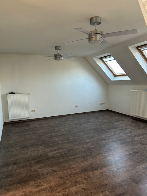 Ruim appartement met centrale ligging te Lede - foto 5