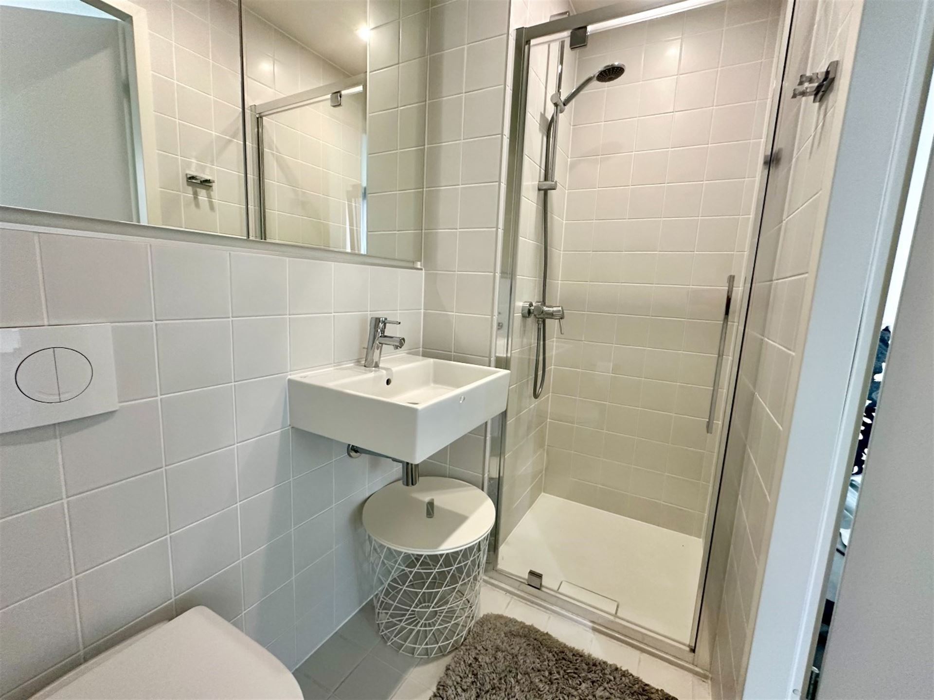 Moderne studentenstudio in Leuven, zeer goed gelegen in recent gebouw - foto 4