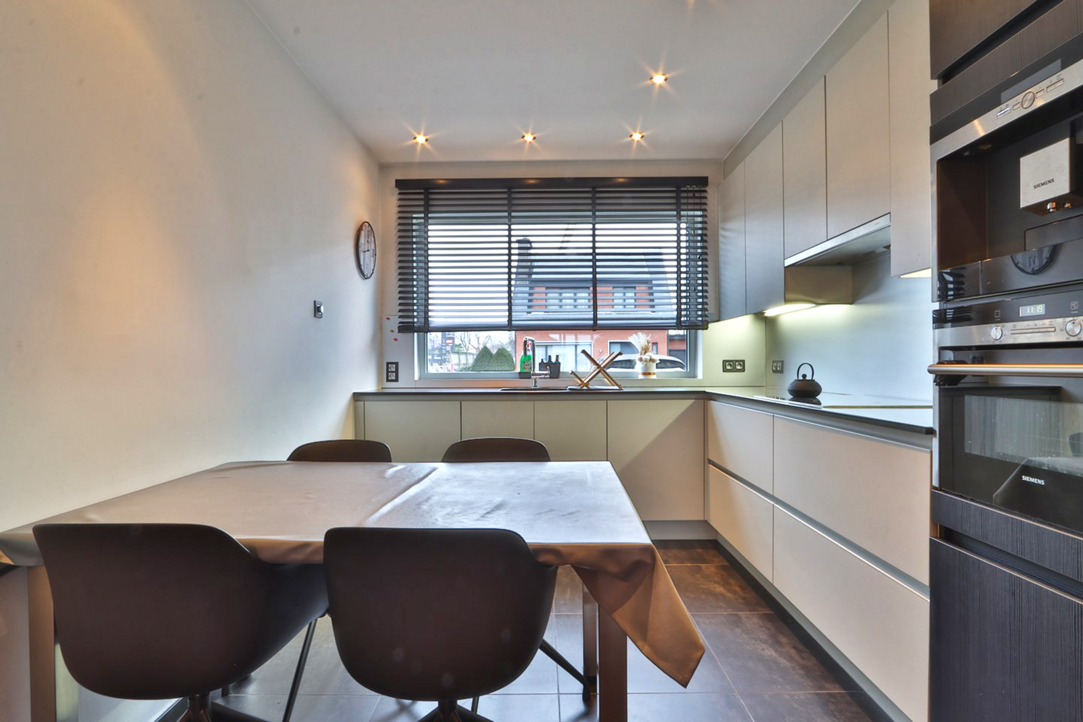 House for sale in Beveren-Kruibeke-Zwijndrecht with 3 bedrooms - photo 5