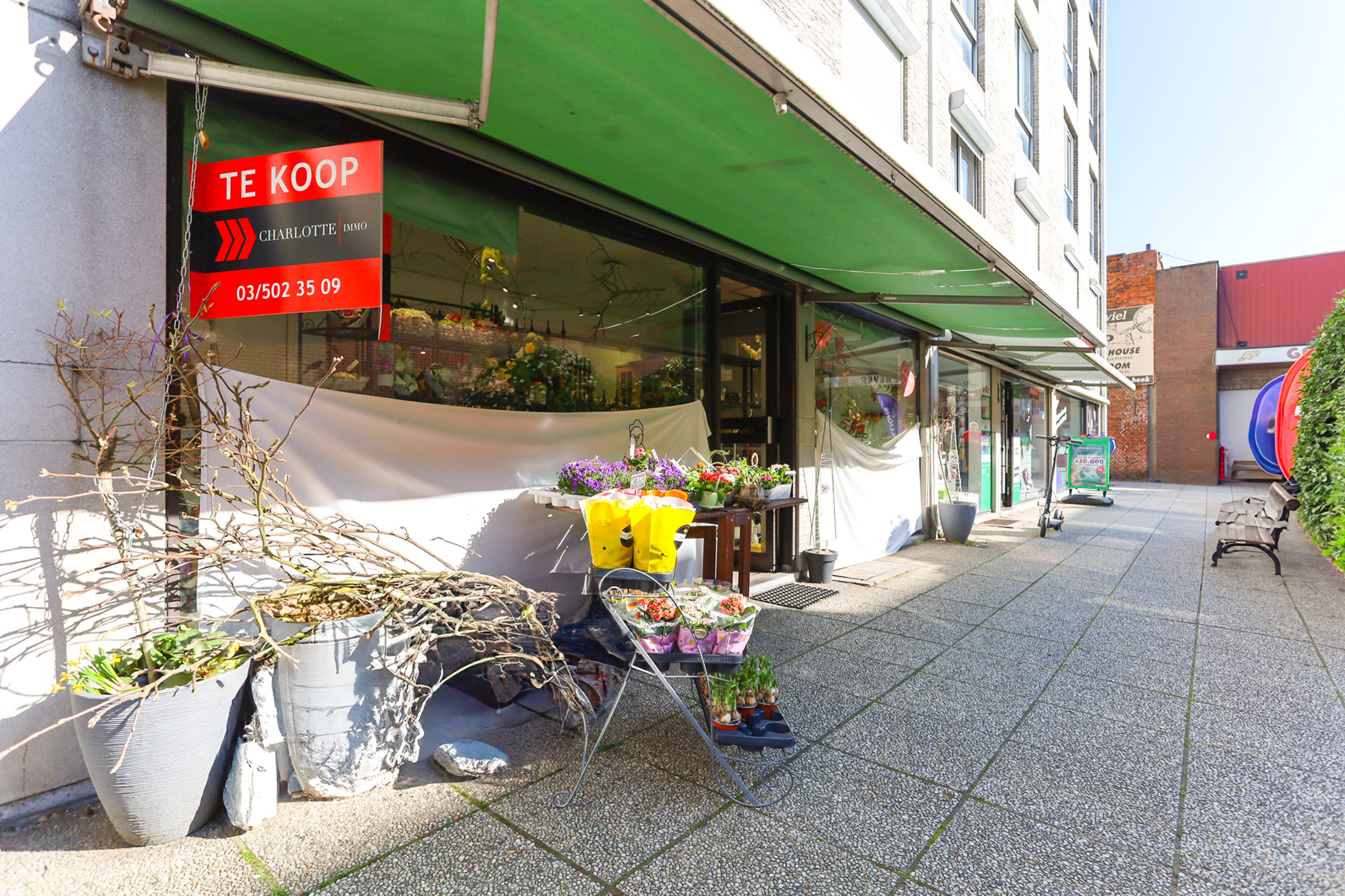 Commercial à vendre à Beveren - photo 1