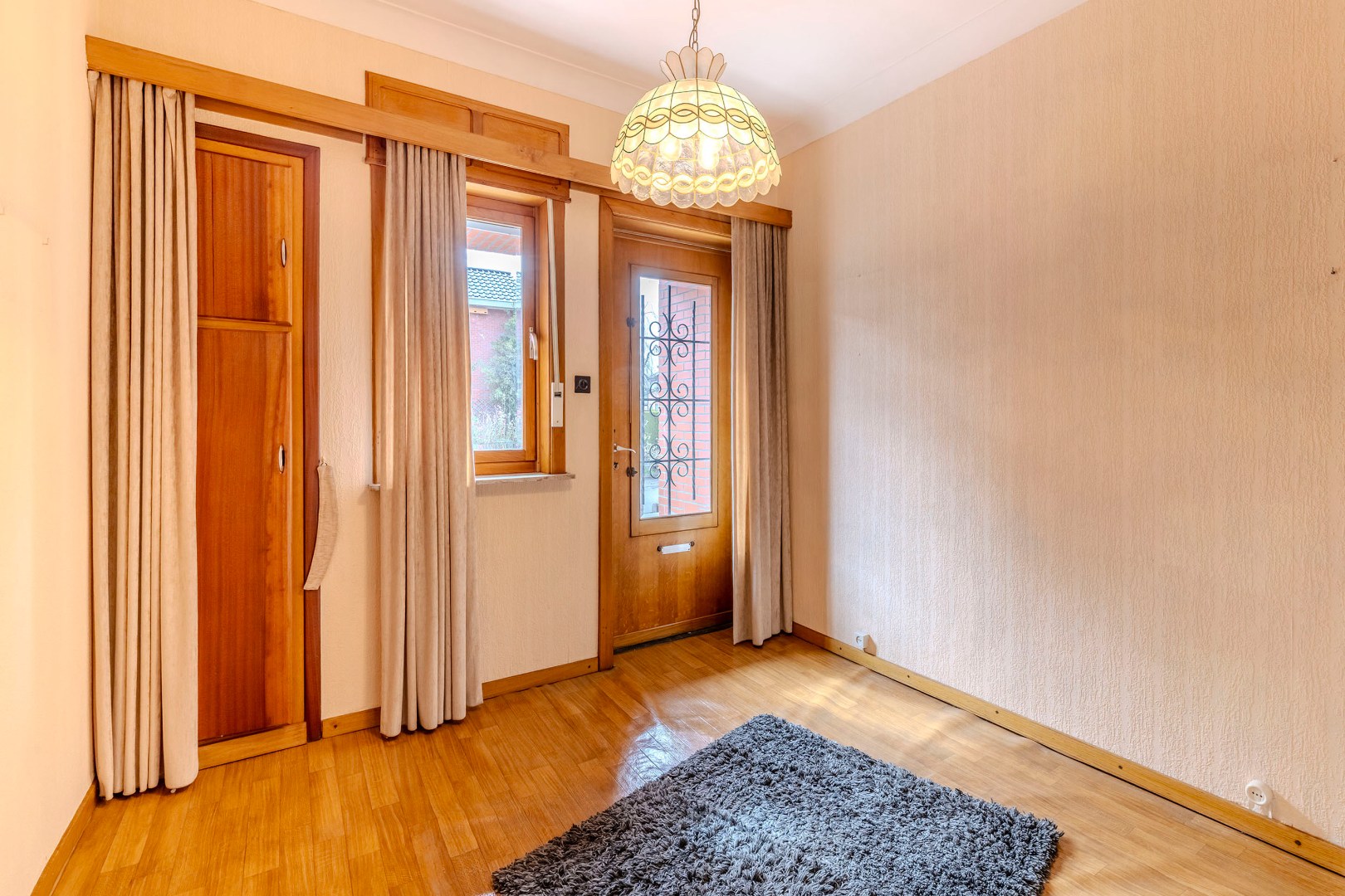 Uitstekend gelegen laagbouwwoning met tuin - foto 2