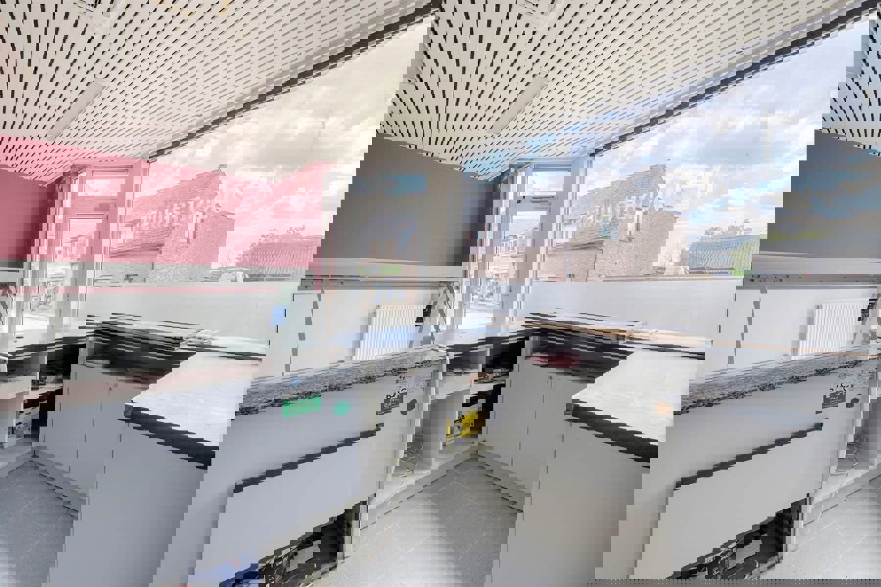 Handelspand (52m²) met garage en parkeerplaats te Geel!! - foto 5