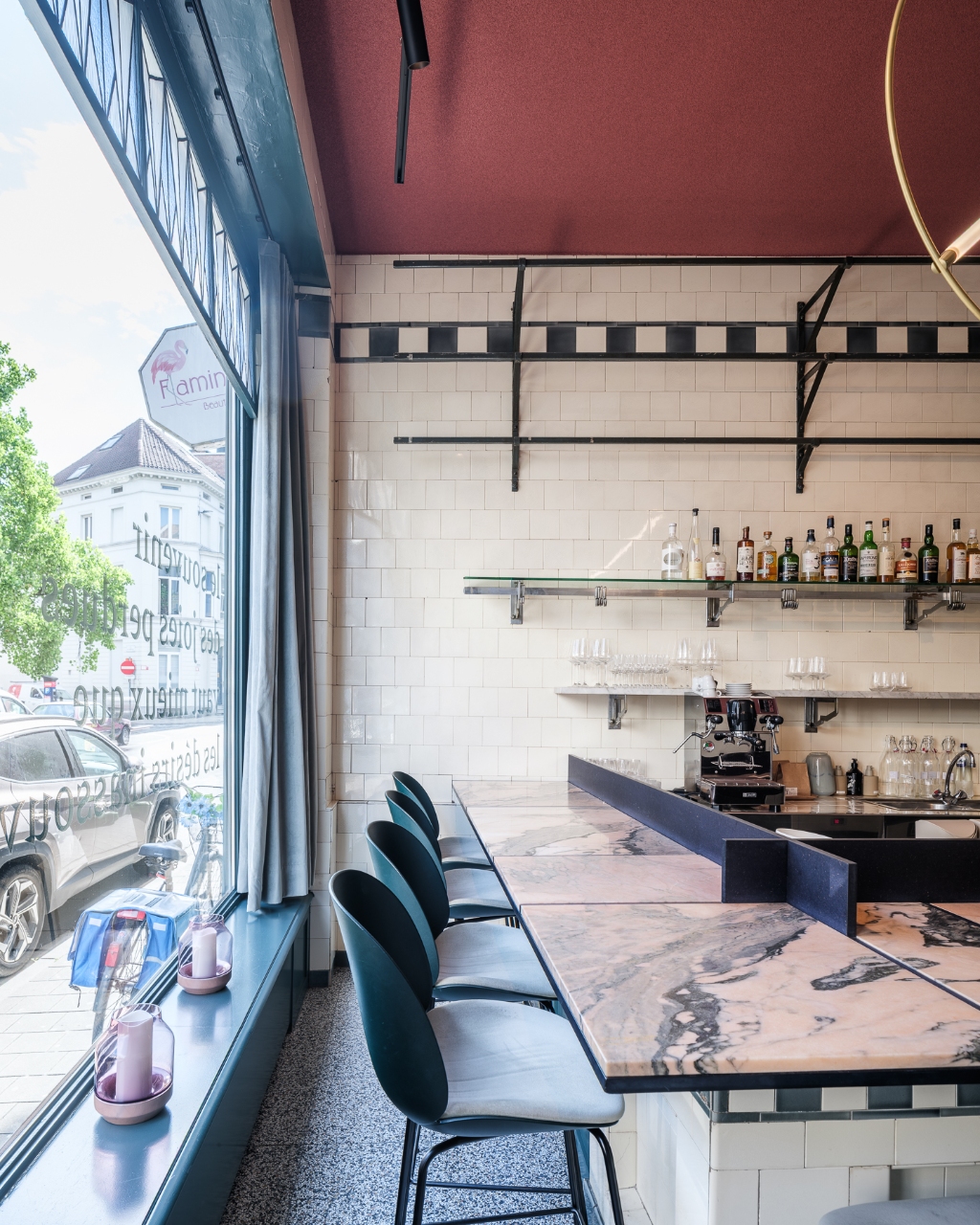 Karaktervol handelspand (restaurant + 2-slpk app) in het centrum van Gent - photo 4