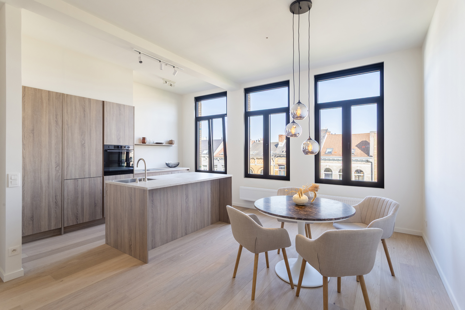 Appartement à vendre à Anvers avec 3 chambres - photo 2