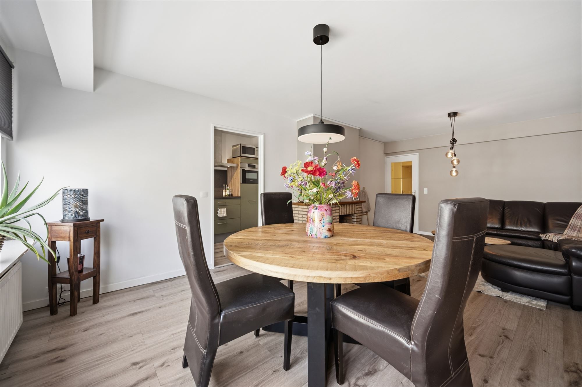 Instapklaar appartement met 3 kamers nabij station - foto 3