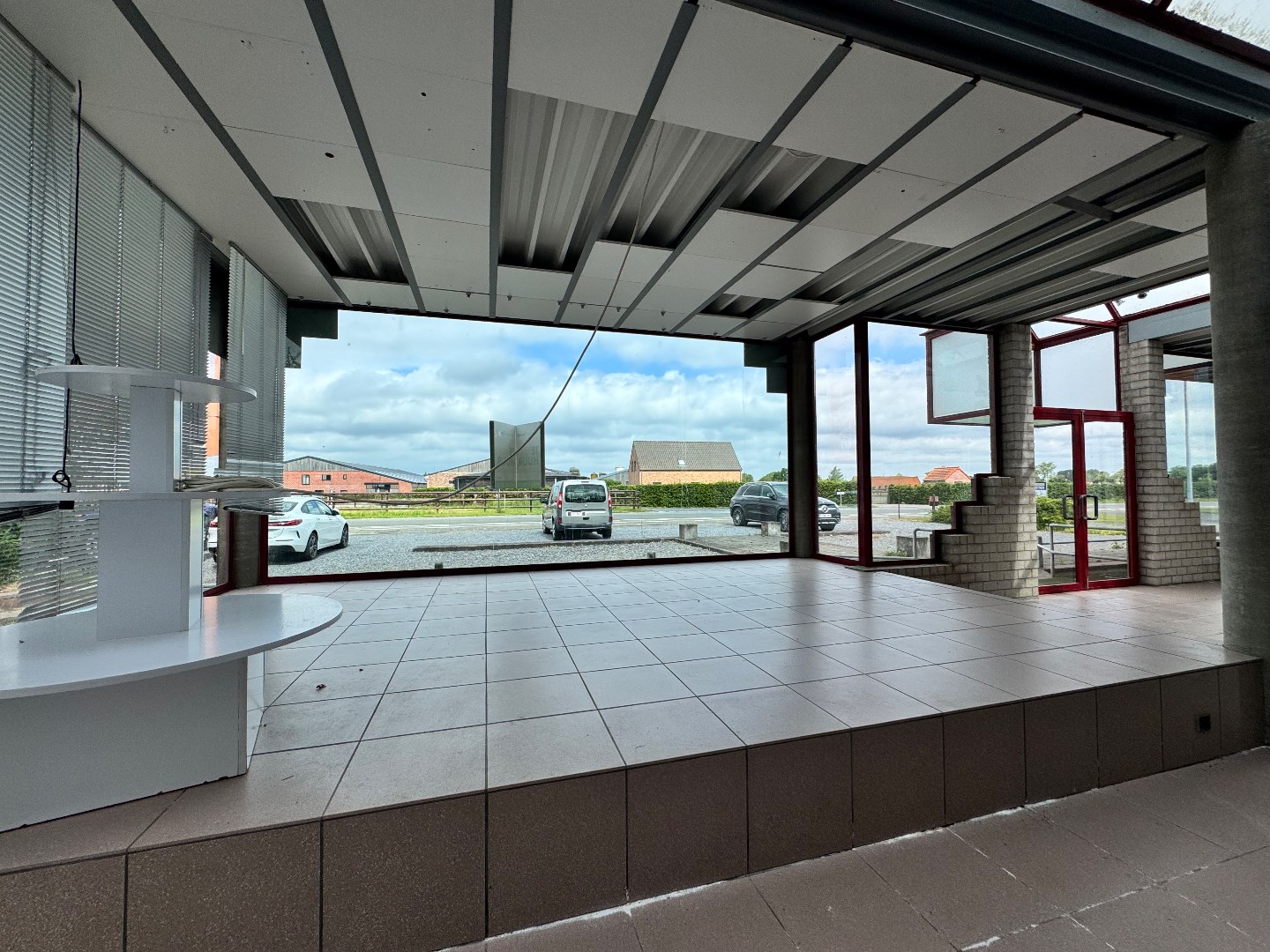 Commercial for rent in Ichtegem - photo 2