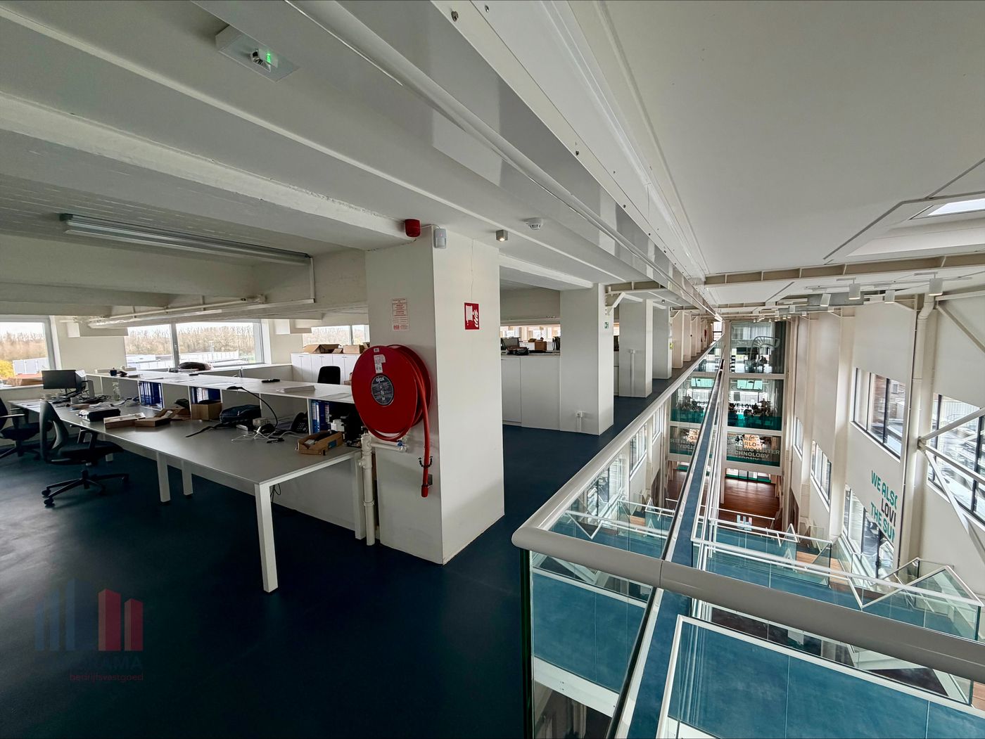 Instapklaar kantoor van 790 m² nabij de N21 - foto 2