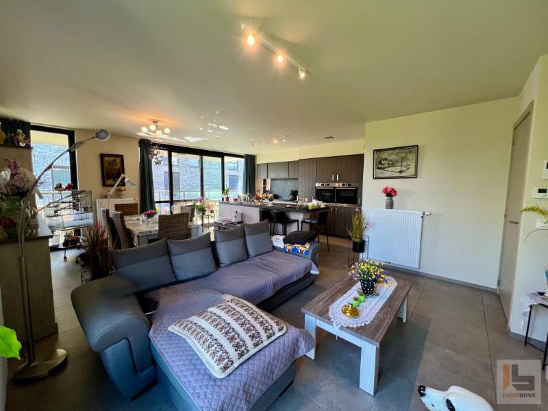 Ruim energiezuinig appartement met 2 slaapkamers, terras en ondergrondse staanplaats - foto 5