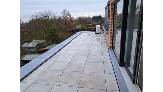 Een energiezuinig nieuwbouwappartement met terras op de tweede verdieping - foto 3