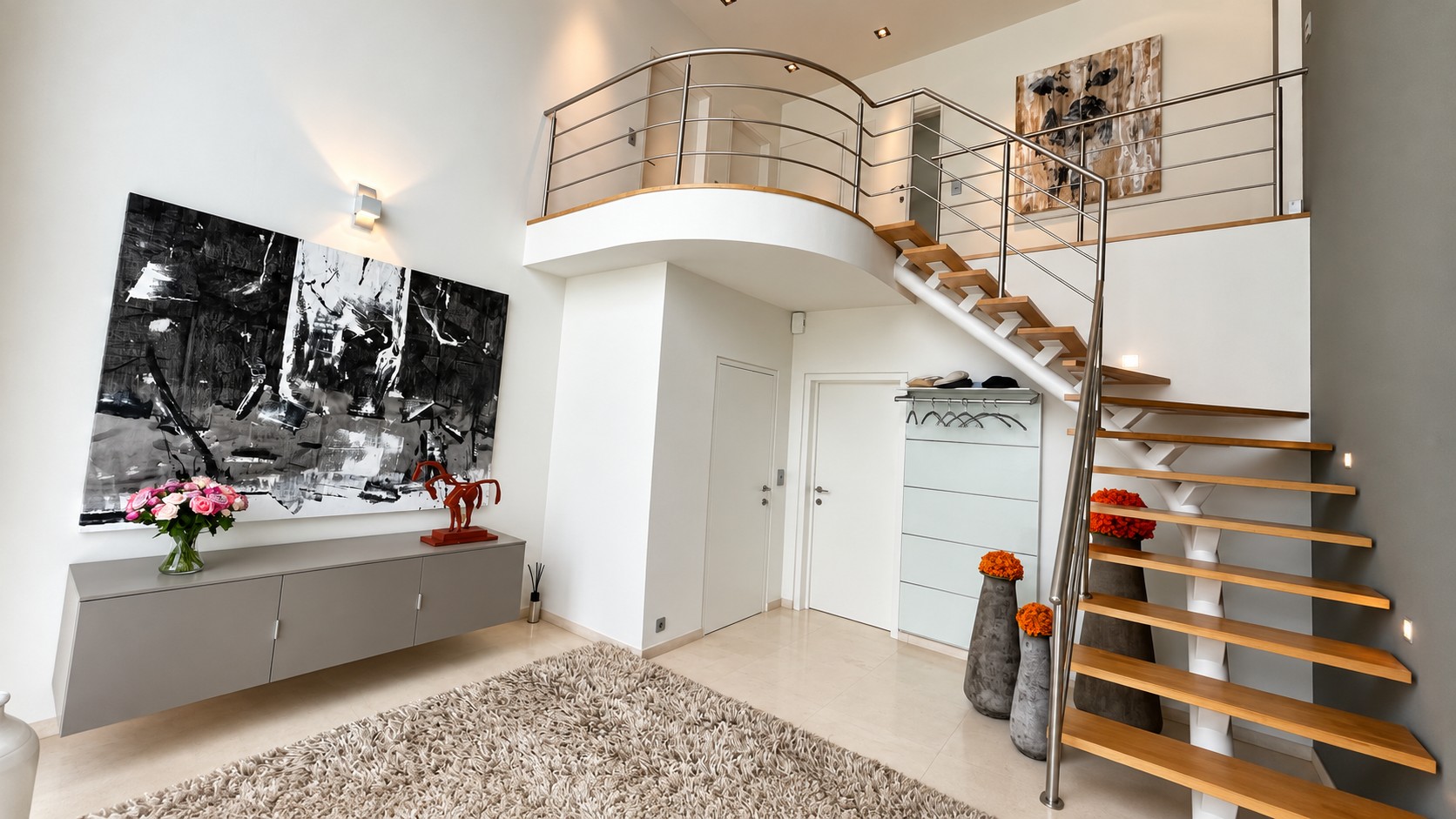 Unieke eigendom op veel grond met 4 kamers, 2 badkamers, dubbele garage, landelijk verzicht,... - foto 4
