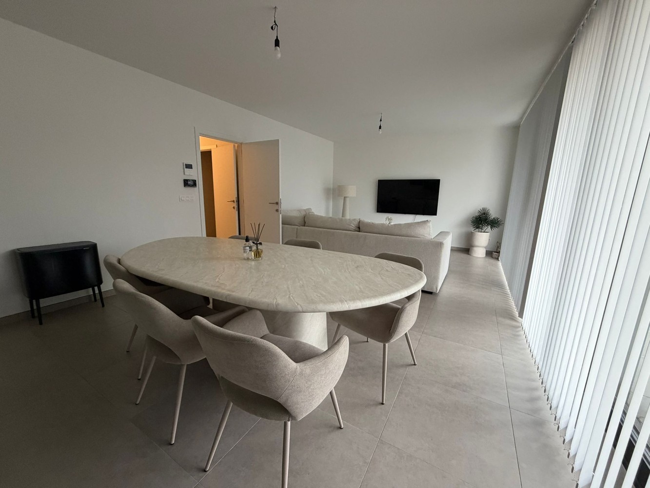 Appartement te huur in Maasmechelen met 2 slaapkamers - foto 2