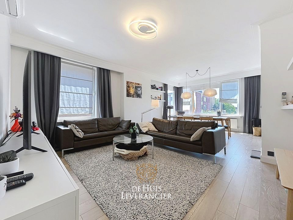 Lichtrijk en instapklaar 3-slaapkamerappartement (106 m²) met garage en gunstig EPC (B) op toplocatie in Wilrijk! - foto 1