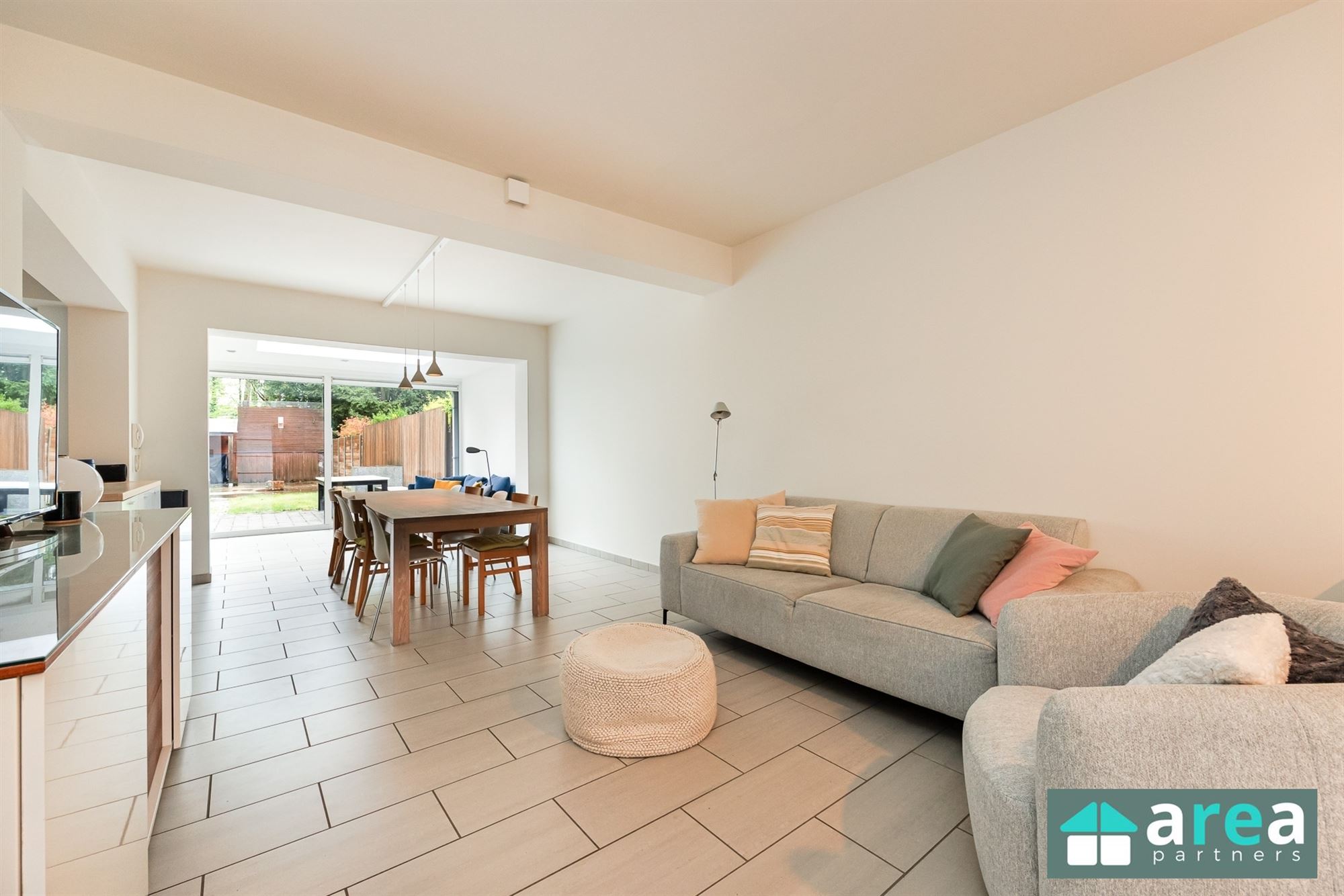 Ruime lichtrijke woning met tuin, 3 slpks mogelijks 5 slpks! - foto 5