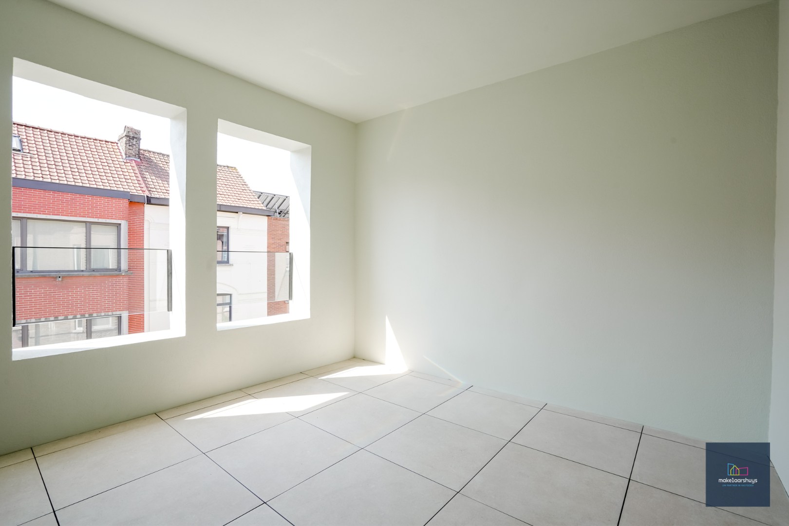 Stijlvol gerenoveerd duplex 3 slaapkamerappartement met terras - foto 5