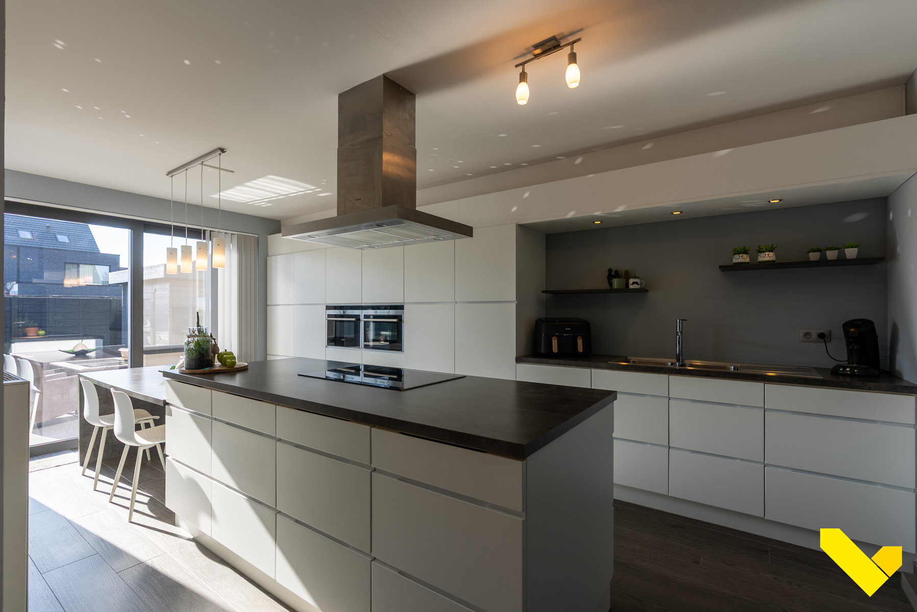 Moderne gezinswoning met ruimte voor samenwonen, apart leven - foto 3