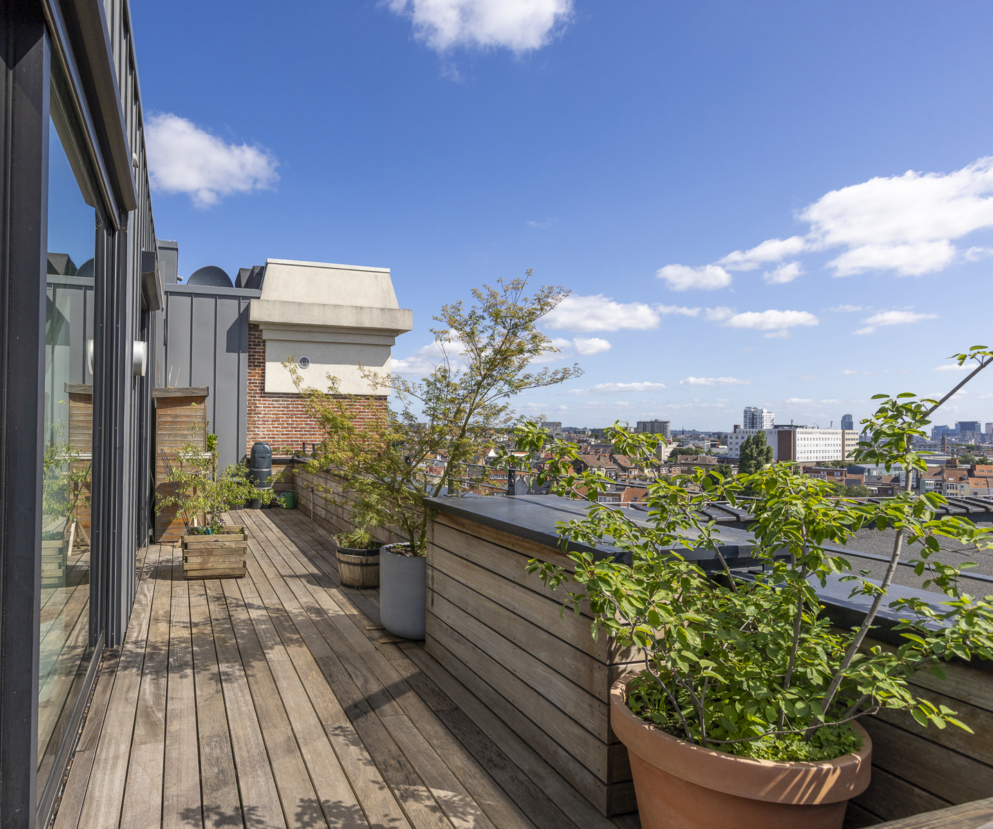 Penthouse met uitzonderlijke terrassen en plafondhoogte. - foto 4
