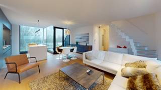 Recent duplex-appartement met 3 slaapkamers en 2 terrassen, met open zicht.  Er is mogelijkheid een ruime garagebox in hetzelfde gebouw te...