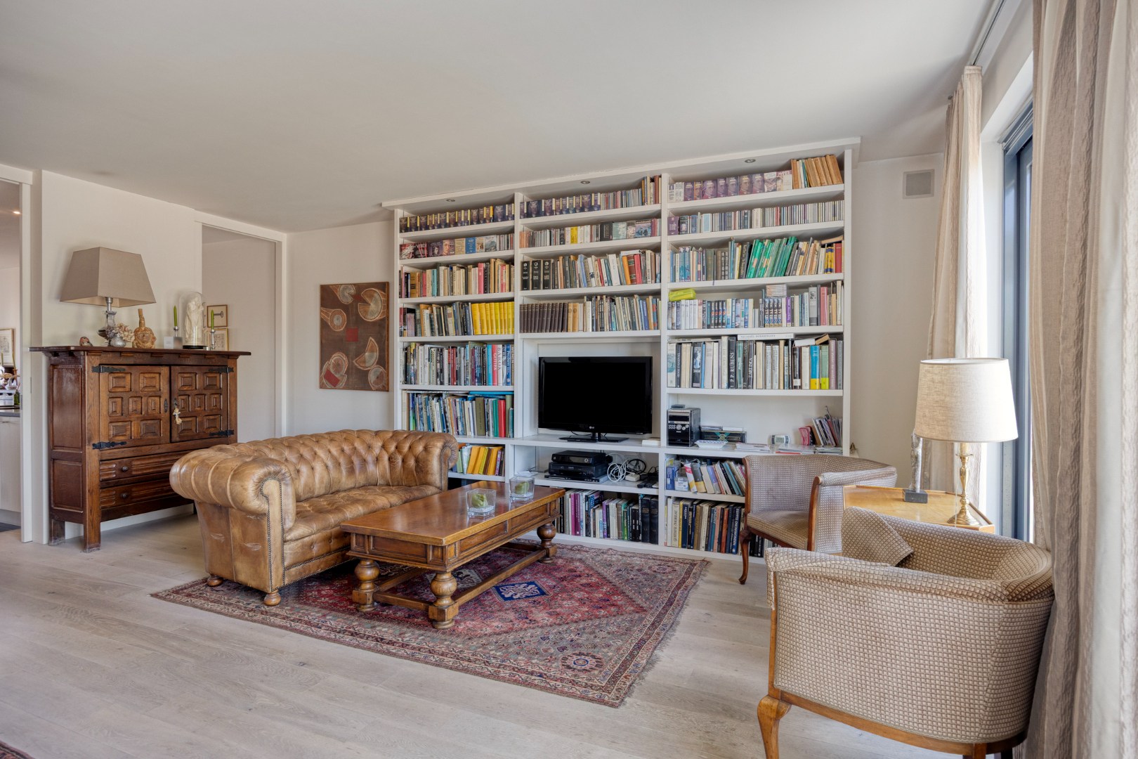 Schitterend 2 slpk appartement met riant terras en garagebox - foto 4
