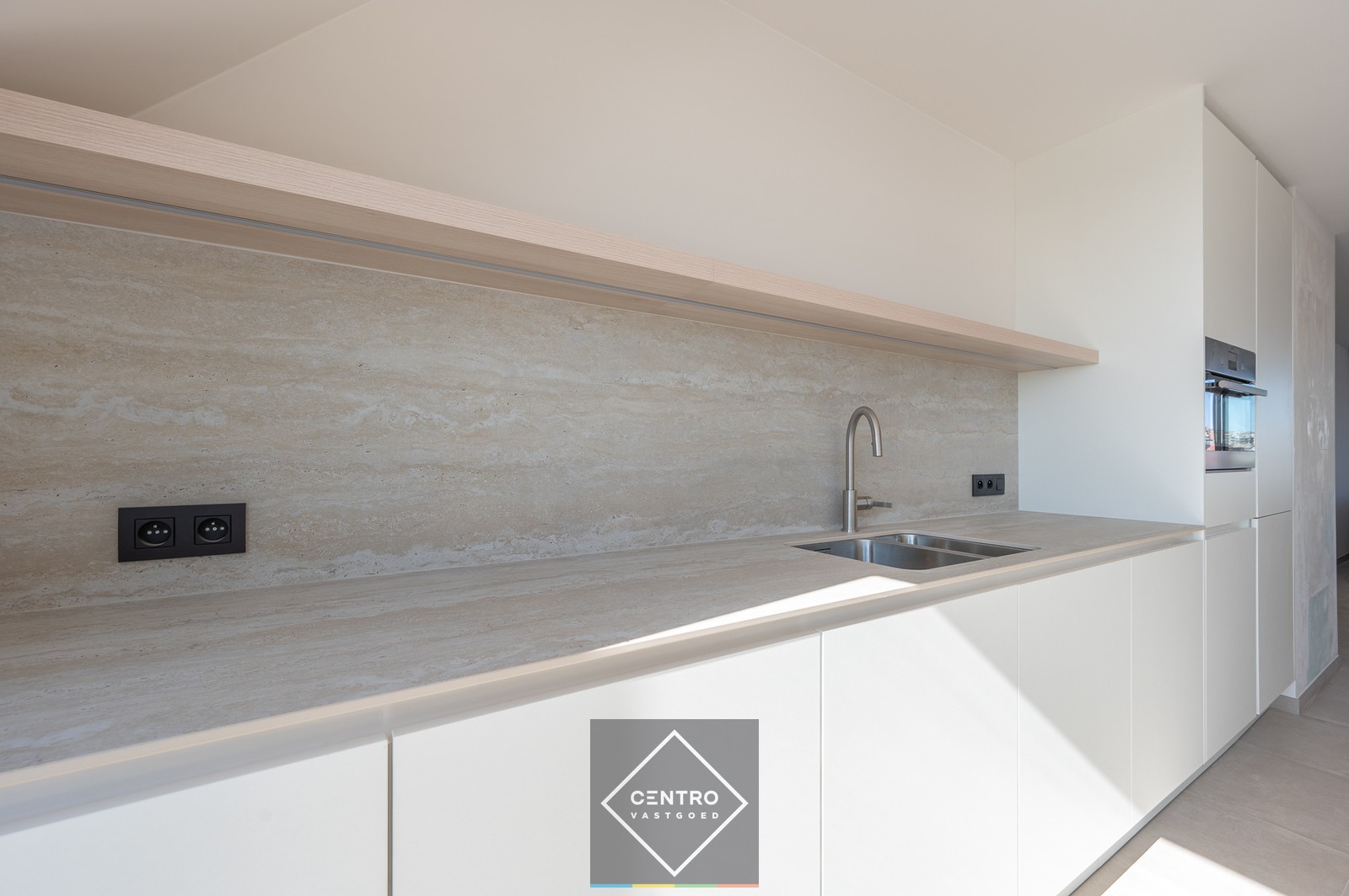 RUIM 1-slaapkamer appartement nabij het centrum! - foto 4