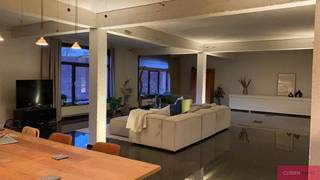 Riante loft van 300 m² met industrieel karakter in de geliefde Markgravebuurt!*Meer info/bezoek? vv@clissenimmo.be*In de gegeerde Markgravebuurt,...