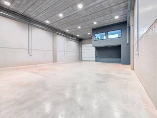 Commercial for rent in Kontich