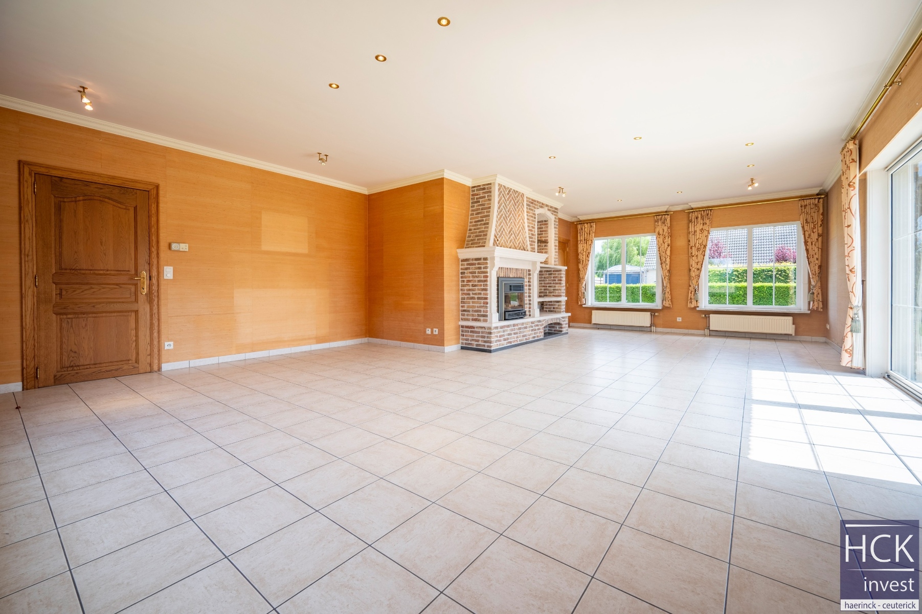 KRUISHOUTEM - Tijdloze & zeer ruime villa op prachtig perceel van 3.550 m²! - foto 5