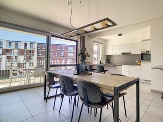 LIGGING:Op zoek naar centraal en groen wonen in Aalter? Dan ben je bij "De Smedenpoort" aan het juiste adres. Wonen in een natuurlijke...