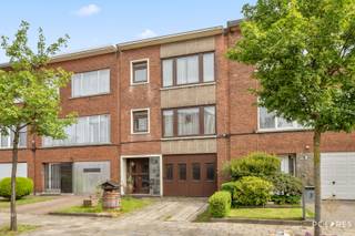 *** BEZOEKDAG 30/05 RESERVEER UW BEZOEK VIA WWW.POLARES.EU ***Dit pand biedt een interessante opportuniteit voor investeerders of kopers die op zoek...