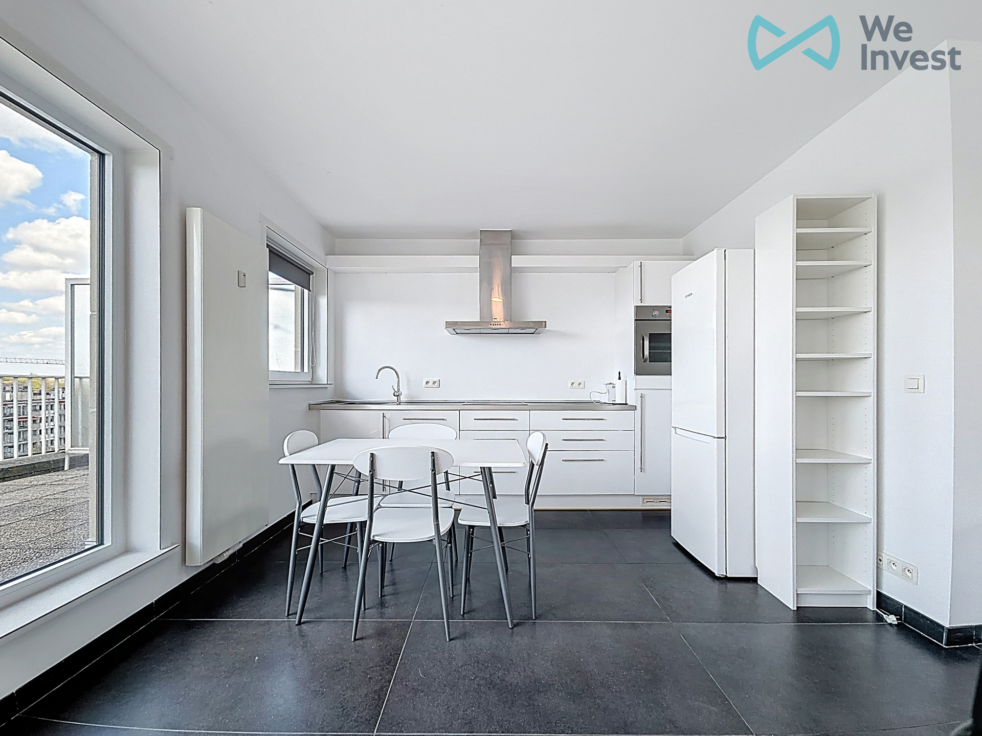 Prachtige gemeubileerde doorlopende studio met twee mooie terrassen. - foto 2