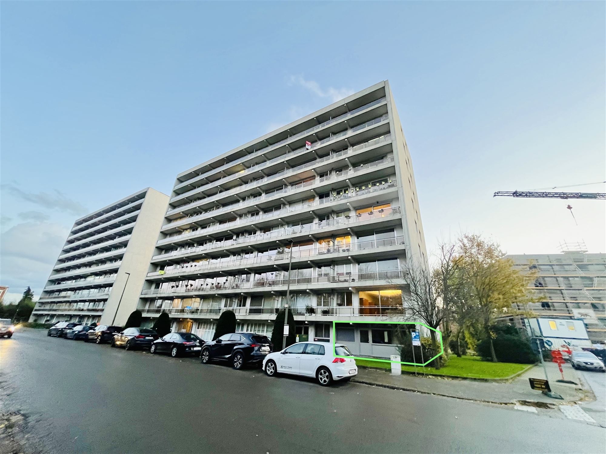 Casco commerciële ruimte + optioneel 2 garages aan meerprijs. - foto 3