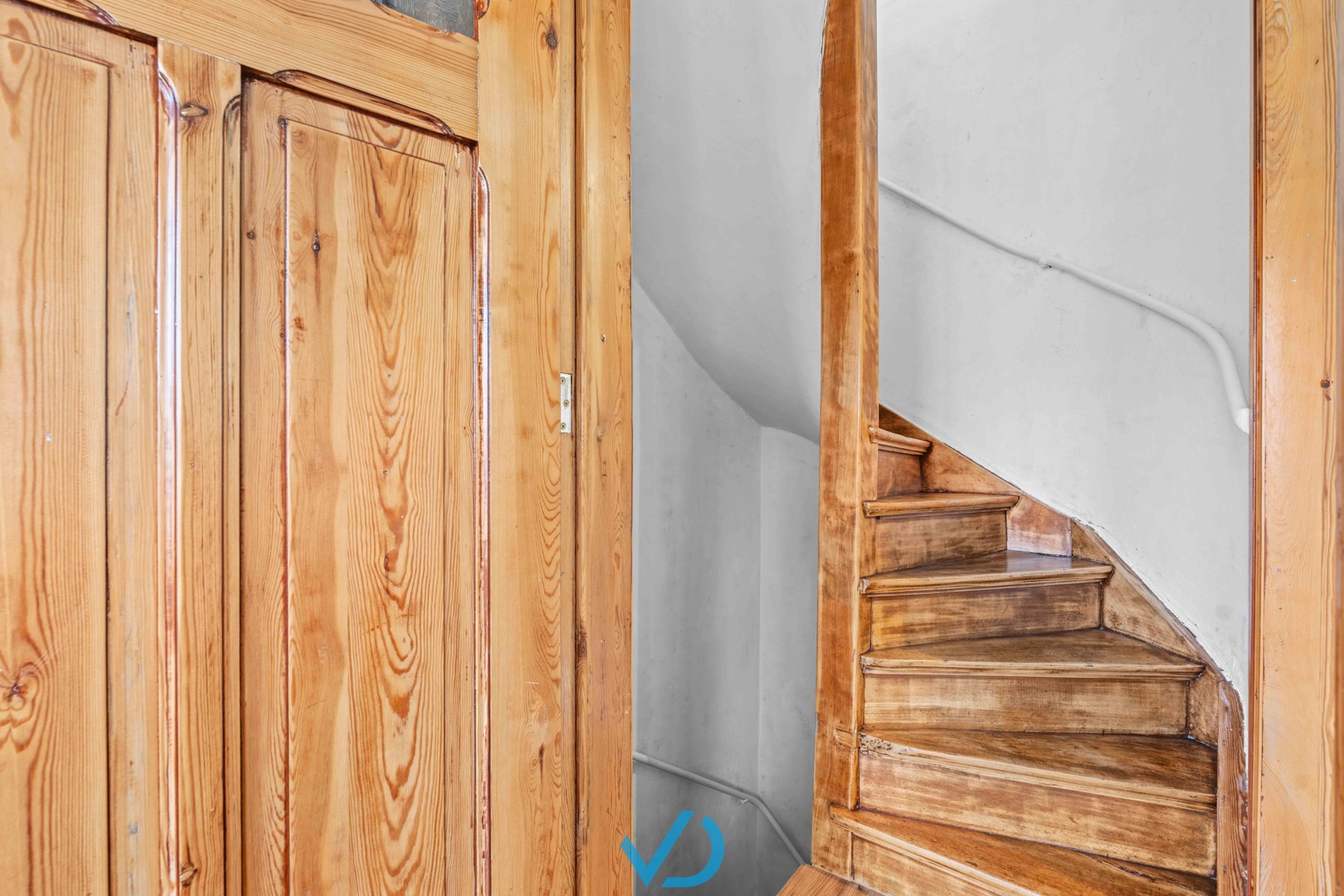 Instapklare woning met garage in het bruisend centrum van Ieper! - foto 5