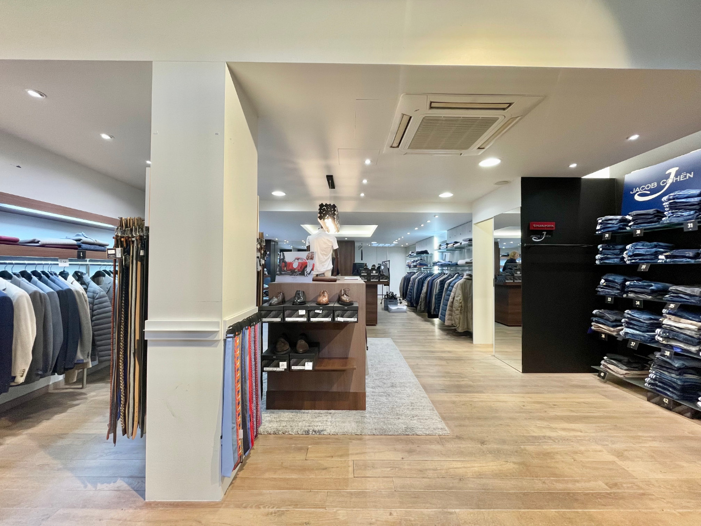 Te koop, veelzijdig handelspand op topligging in centrum Oudenaarde - photo 4