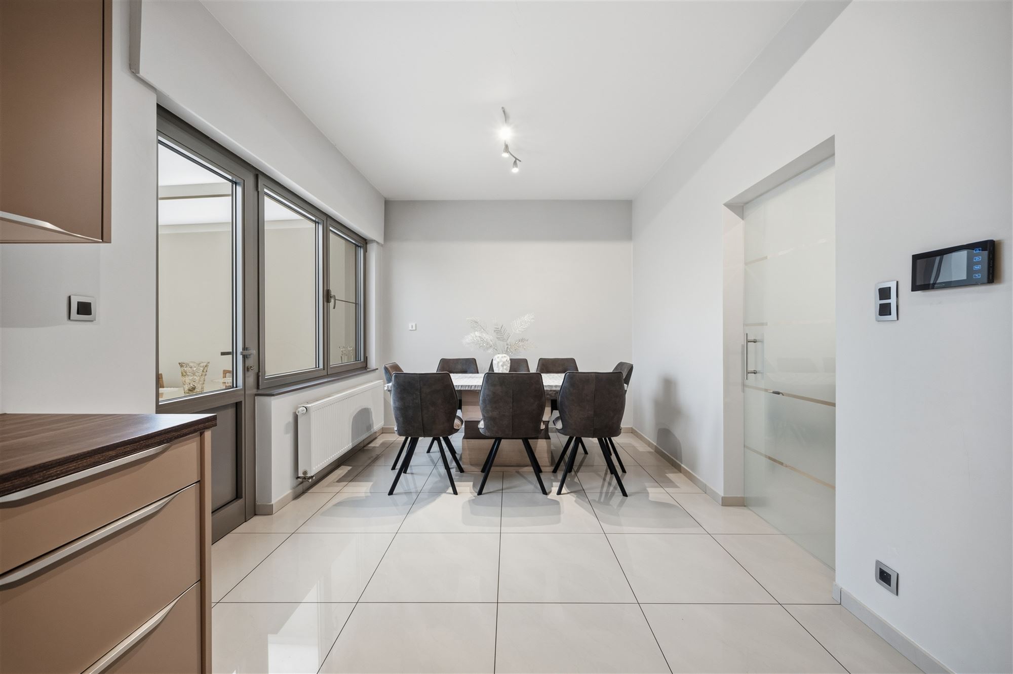 House - photo 5