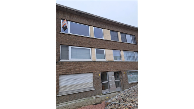 Een appartement op de tweede verdieping in het centrum van Wijnegem - foto 2