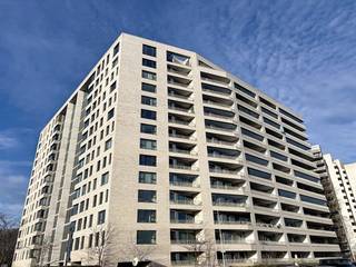 <span>Recent<strong> appartement met ruim zonneterras </strong>in residentie 'Louise Marie'.  Een realisatie van Cores Development gelegen tussen het centrum en het Nachtegalenpark.  Over de deur kan u gaan zwemmen in de Wezenberg en er bevindt zich ook een Albert Heijn supermarkt. Het Hertogenpark ligt naast de deur.</span><br /><br /><span><strong>Indeling:</strong><br />Inkomhal; berging; woonkamer op parket met open keuken voorzien van eettoog; zonneterras aan de woonkamer; hal met toegang tot 2 slaapkamers op parket; een aparte wc en een badkamer met inloopdouche. </span><br /><br /><strong><span>Bijzonderheden:</span></strong>
<ul>
	<li><span>Kelderberging.</span></li>
	<li><span>Gemeenschappelijke fietsenberging.</span></li>
	<li><span>Gemeenschappelijke fitnessruimte.</span></li>
	<li><span>Extra diensten mogelijk: www.louisemarie.services</span></li>
	<li><span>Alg. kosten: € 135/mnd.</span></li>
	<li><span>Autostaanplaats INCLUSIEF.</span></li>
</ul>