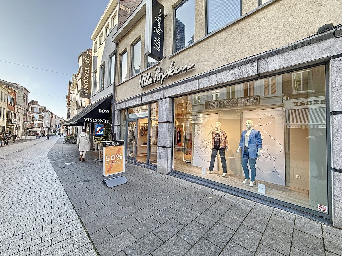 Handelspand van ca. 400 m² te huur in centrum Kortrijk - foto 2