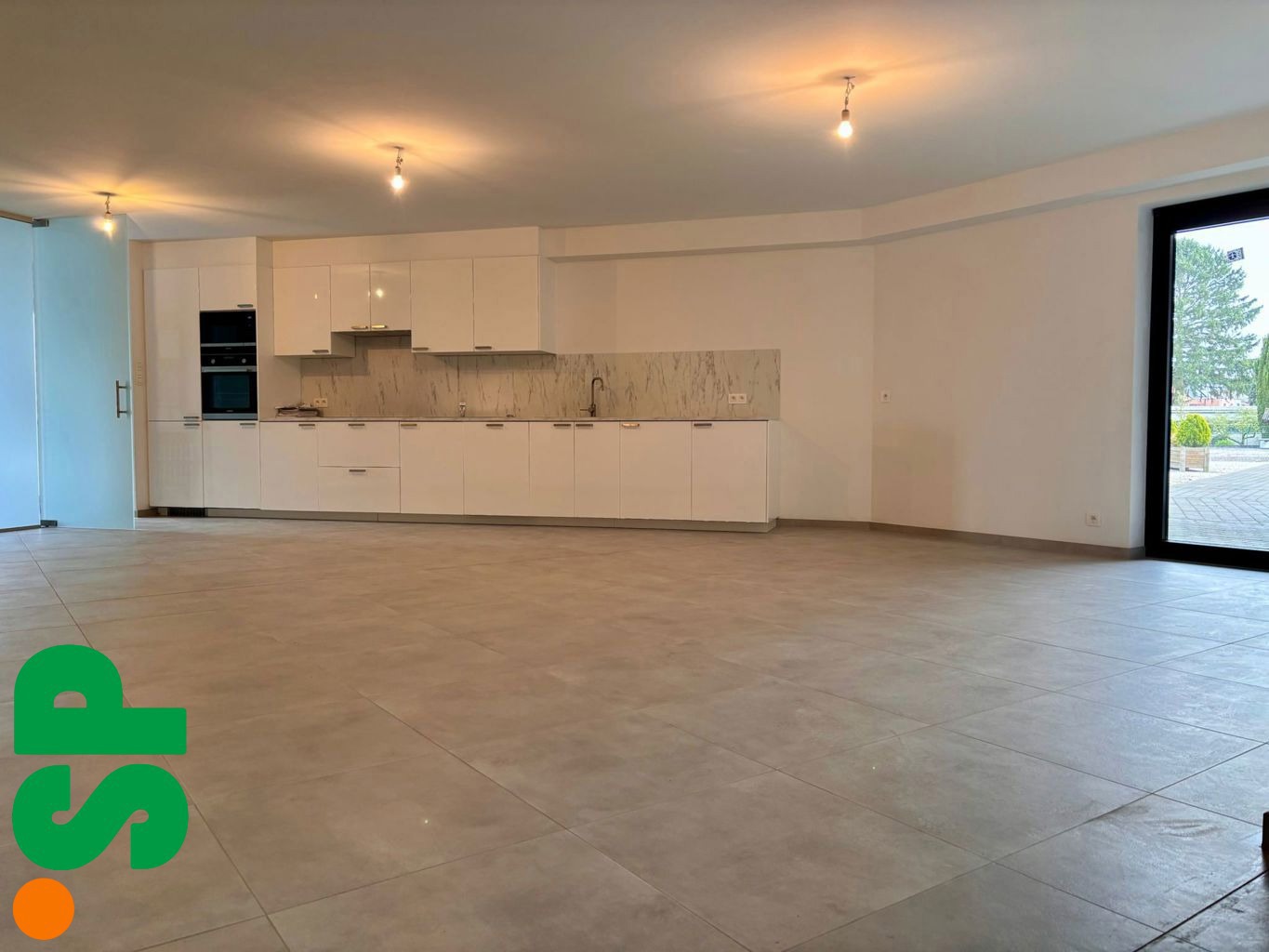 Nieuwbouw appartement met 2 slaapkamers, terras en ondergrondse autostaanplaats nabij het centrum van Veerle. - foto 3