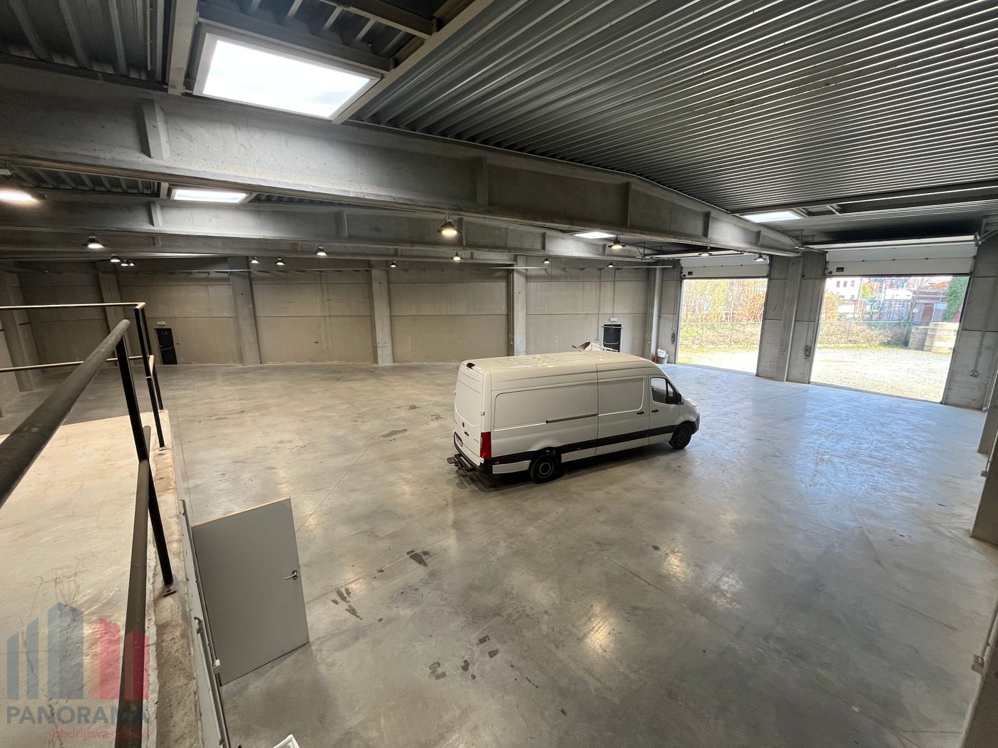 650 m² magazijnruimte op strategische ligging vlakbij de E40 - foto 4