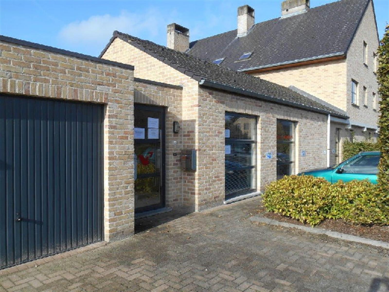 Commercial à louer à Diepenbeek - photo 1
