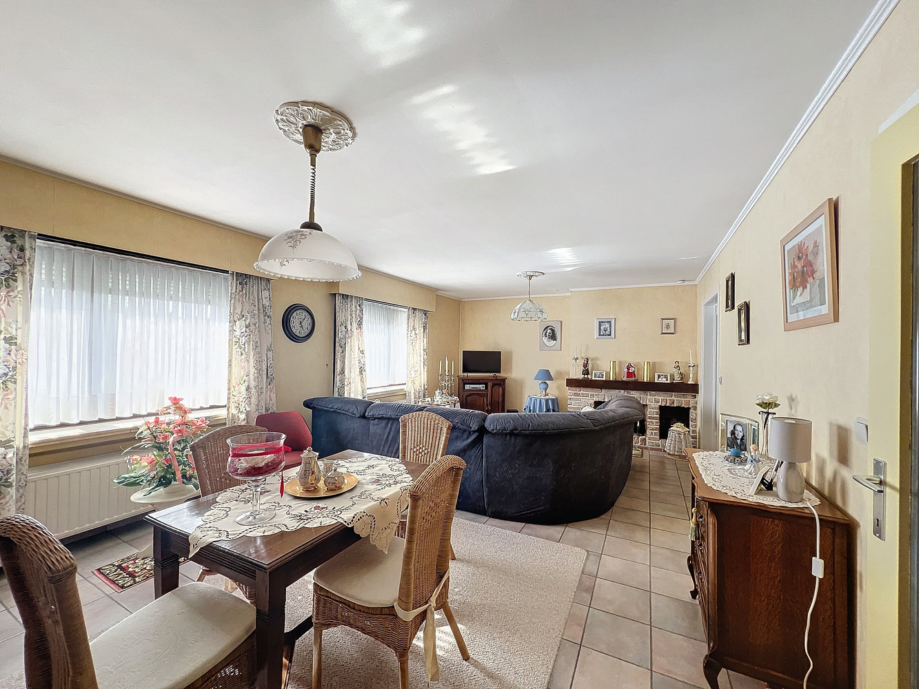 Ruim 2 slaapkamerappartement met garagebox te Maldegem - photo 3