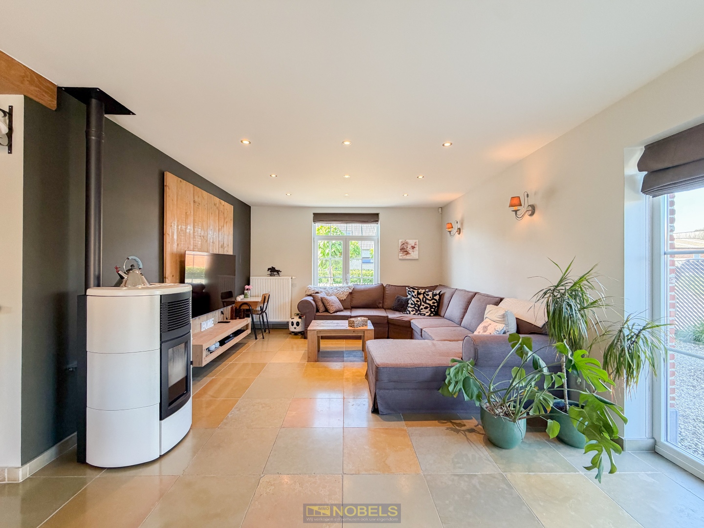 Te koop, Energiezuinige open bebouwing in rustige doodlopende straat te Ronse! - photo 4