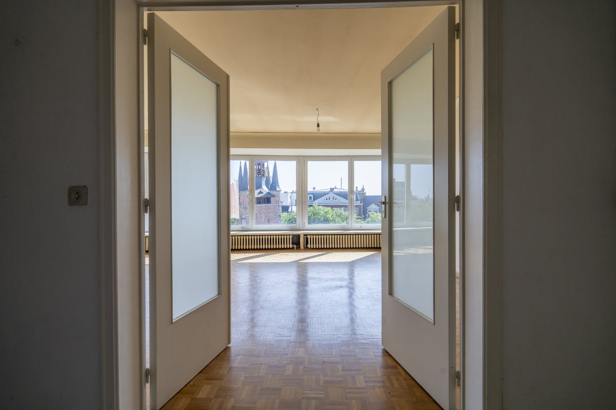 Ruim Appartement met zicht op de Grote Markt van Kortrijk - foto 5