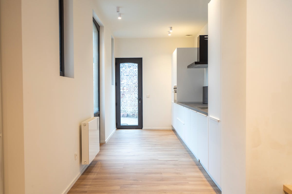 Koetshuis met 2 slaapkamers en tuin te huur in centrum Gent - foto 2